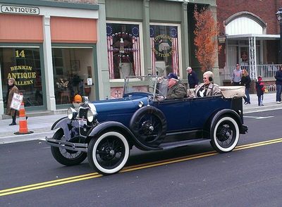 Historical car main street Tipp City 